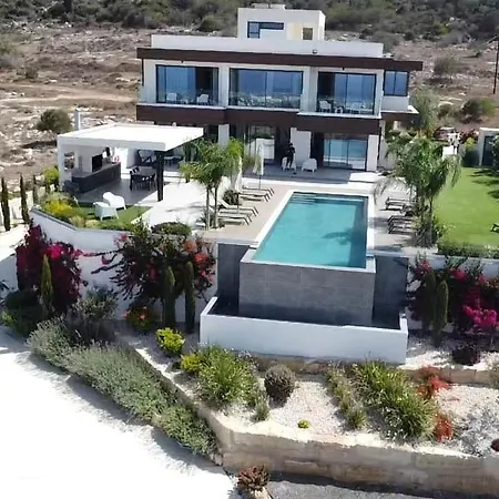 The Oasis * بروتاراس