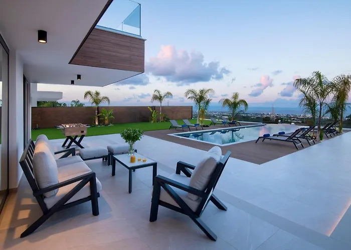 The Oasis بروتاراس