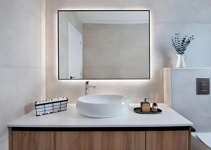 فيلة The Oasis بروتاراس